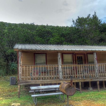 Riverstone Cabins Hotell Leakey Exteriör bild
